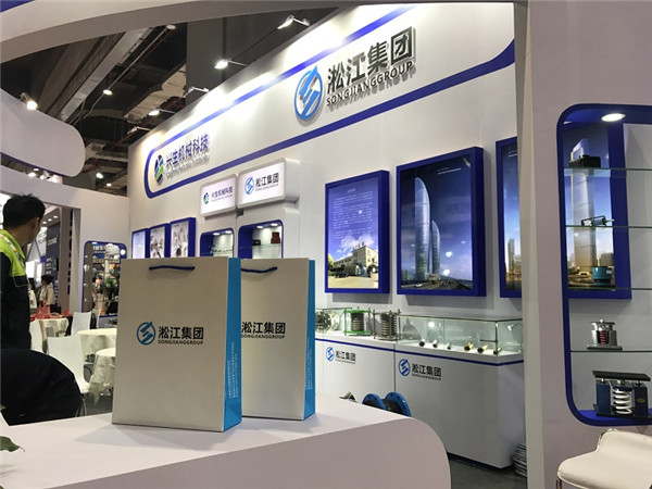 淄博"三期脫硫凈煙道使用DN350橡膠膨脹節"